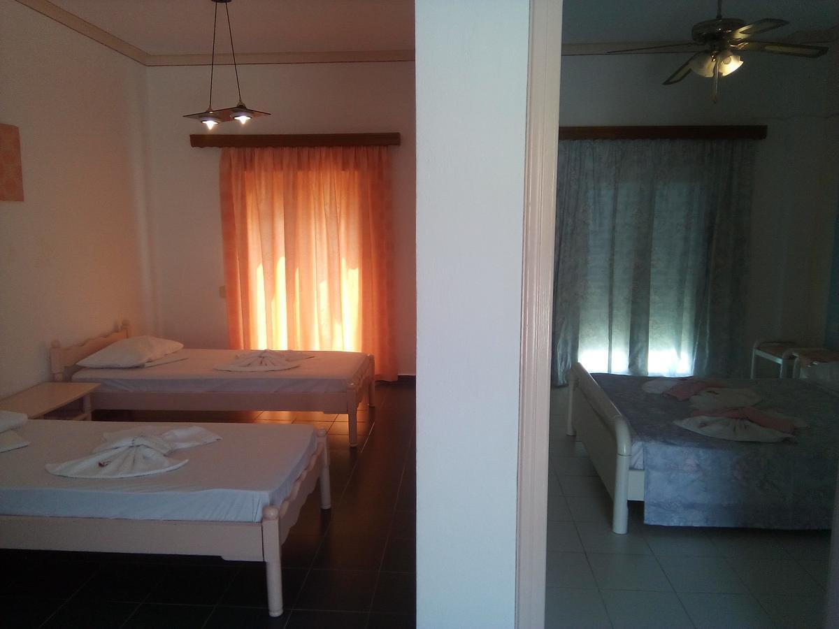 Efstathia Hotel Xirokambos  ภายนอก รูปภาพ